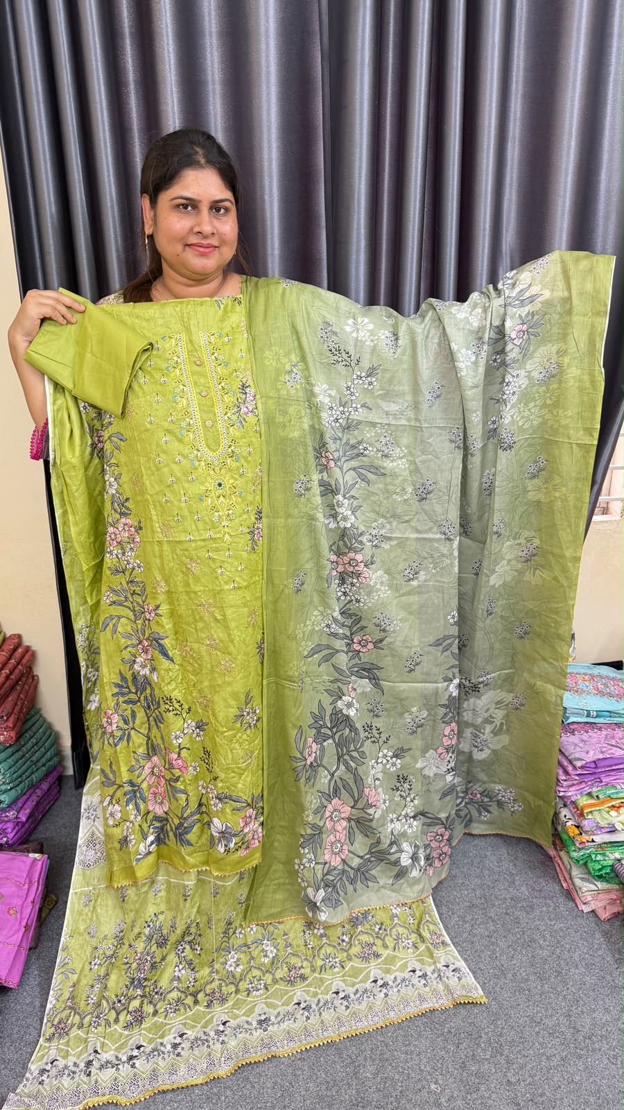 জরি সুতার — জলপাই