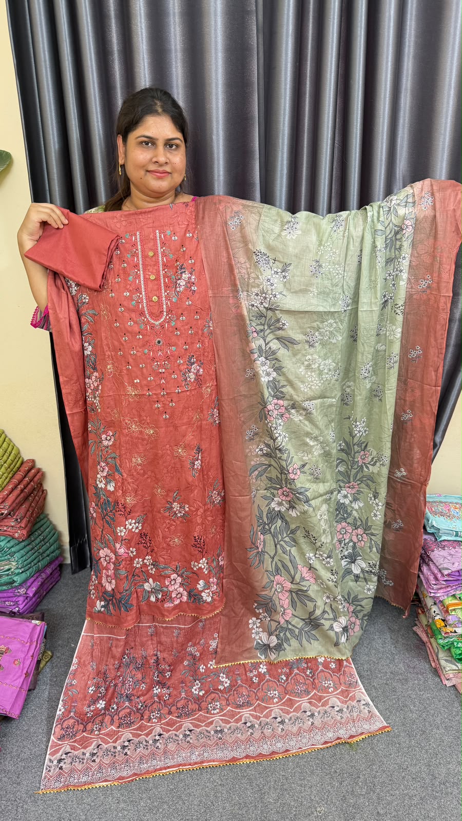 জরি সুতার — মিষ্টি