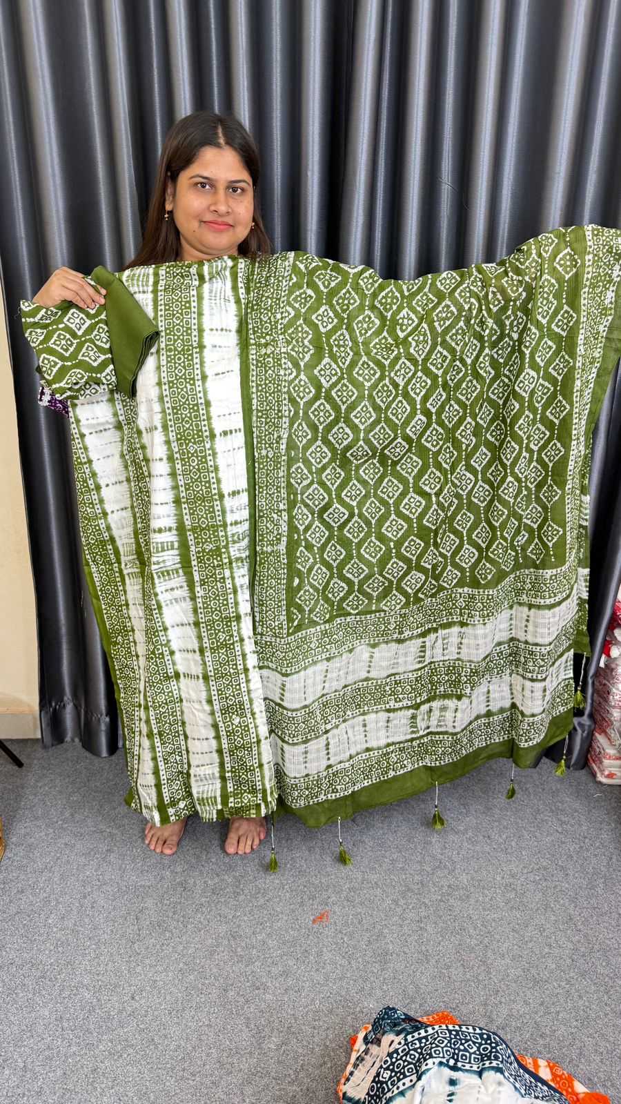 প্রিমিয়াম বাটিক — সবুজ